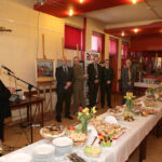 07.04.2014 Włoszczowa. Radio Kielce rozpoczyna 07.04.2014 Włoszczowa. Radio Kielce rozpoczyna nadawanie na 100FM. W Domu Kultury, oficjalnie rozpoczęła pracę terenowa redakcja Radia Kielce.nadawanie na 100FM. Spotkaliśmy się z słuchaczami na włoszczowskim rynku. / Wojciech Habdas / Radio Kielce