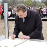 Podpisanie aktu Artur Hajdorowicz / Stanisław Blinstrub / Radio Kielce