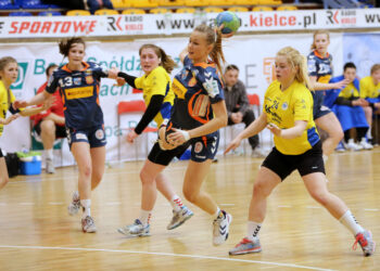 Korona Handball - Vistal Gdynia - Mistrzostwa Polski Juniorów Kielce 2014 / Krzysztof Żołądek / Radio Kielce