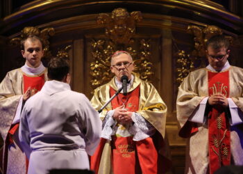 Pasterka w Katedrze w Kielcach - biskup Kazimierz Gurda / Stanisław Blinstrub / Radio Kielce