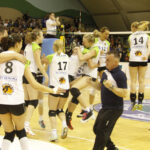 Trzeci mecz finału play off I ligi siatkarek: Karpaty Krosno - AZS KSZO Ostrowiec. Awans ostrowczanek do Orlen Ligi / Kamil Król / Radio Kielce