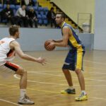 Fragment drugiego meczu finału play off II ligi UMKS Kielce - SKK Siedlce / Kamil Król / Radio Kielce