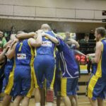 Radość koszykarzy SKK Siedlce z awansu do I ligi / Kamil Król / Radio Kielce