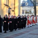 Procesja i msza rezurekcyjna w kieleckiej katedrze / Stanisław Blinstrub / Radio Kielce