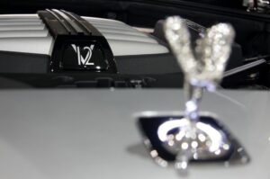 Rolls Royce i maszyna do szycia... / Robert Felczak / Radio Kielce