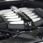 Rolls Royce i maszyna do szycia... / Robert Felczak / Radio Kielce