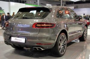 Porsche: Macan oraz 911 Targa / Robert Felczak / Radio Kielce