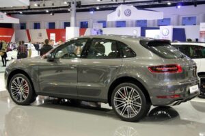 Porsche: Macan oraz 911 Targa / Robert Felczak / Radio Kielce