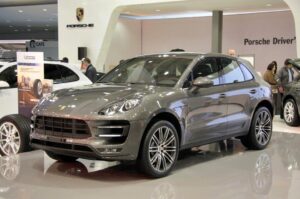 Porsche: Macan oraz 911 Targa / Robert Felczak / Radio Kielce