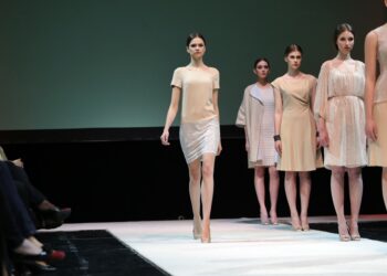 XV Off Fashion - pokaz marki Deni Cler w KCK / Stanisław Blinstrub / Radio Kielce