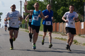 XXII Półmaraton Świętokrzyski imienia redaktora Mieczysława Kalety. Cieśle 2014 / Kamil Król / Radio Kielce