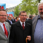 Pochód sympatyków SLD ulicą Sienkiewicza do parku miejskiego w Kielcach / Kamil Król / Radio Kielce