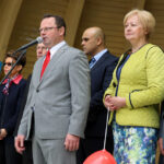 Pochód sympatyków SLD ulicą Sienkiewicza do parku miejskiego w Kielcach / Kamil Król / Radio Kielce