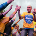 Feta na Rynku w Kielcach z okazji zdobycia przez Vive mistrzostwa i Pucharu Polski / Kamil Król / Radio Kielce