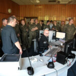 Żołnierze z Polski i Brazylii, którzy szkolą się w Kielcach przed wyjazdami na misje Organizacji Narodów Zjednoczonych odwiedzili dziś Radio Kielce. / Wojciech Habdas / Radio Kielce