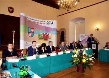 Konwent Marszałków Województwa w Sandomierzu / Grażyna Szlęzak-Wójcik / Radio Kielce