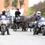 Korowód studencki Juwenalia 2014 - policjanci ruchu drogowego pilotowali korowód / Stanisław Blinstrub / Radio Kielce