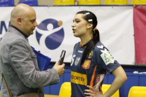 Rewanżowy mecz barażowy o wejście do I ligi piłkarek ręcznych: Ruch II Chorzów - Korona Handball Kielce / Kamil Król / Radio Kielce