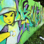 Mur przy Źródłowej zmienił się nie do poznania. To efekt akcji "Pomaluj mój świat". / Wojciech Habdas / Radio Kielce