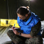 21 oficerów Wojska Polskiego i jeden żołnierz z Brazylii szkolą się w Kielcach przed wyjazdami na misje Organizacji Narodów Zjednoczonych. Obserwatorzy zbierają informacje. / Wojciech Habdas / Radio Kielce