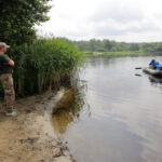 21 oficerów Wojska Polskiego i jeden żołnierz z Brazylii szkolą się w Kielcach przed wyjazdami na misje Organizacji Narodów Zjednoczonych. Kolejna grupa obserwatorów dociera na wysepkę. / Wojciech Habdas / Radio Kielce