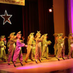 Ogólnopolski Taneczny Sabat Zespołów Dziecięcych i Młodzieżowych o „Złotą Miotłę Baby Jagi”. / Wojciech Habdas / Radio Kielce