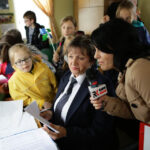 DDD o pociągach, na dworcu PKP i w nowoczesnym pociągu. / Wojciech Habdas / Radio Kielce