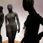 Wystawa "Abakanów" w Galerii Sztuki Współczesnej "Winda" w Kieleckim Centrum Kultury zainaugurowała festiwal Mody Off Fashion / Wojciech Habdas / Radio Kielce