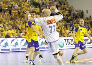 Drugi meczu finału play-off PGNiG Superligi piłkarzy ręcznych: Vive Targi Kielce - Orlen Wisła Płock / Kamil Król / Radio Kielce