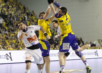 Drugi meczu finału play-off PGNiG Superligi piłkarzy ręcznych: Vive Targi Kielce - Orlen Wisła Płock / Kamil Król / Radio Kielce