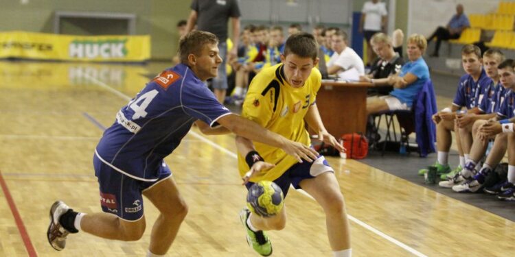 Fragment finału U-16 Vive Targi Kielce - Wisła Płock / Kamil Król / Radio Kielce