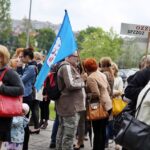 Pikieta Pielęgniarek pod urzędem Marszałkowskim Województwa Świętokrzyskiego / Stanisław Blinstrub / Radio Kielce