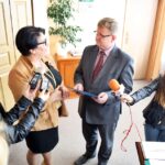 Pikieta Pielęgniarek pod urzędem Marszałkowskim Województwa Świętokrzyskiego / Stanisław Blinstrub / Radio Kielce