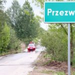 W miejscowości Przezwody w gminie Wilczyce wylała niewielka rzeka Opatówka / Robert Felczak / Radio Kielce