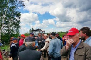 Rolnicy w Bałtowie, protest o konsolidację działek / Teresa Czajkowska / Radio Kielce