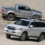 Właściciele terenowych samochodów koncernu Toyota spotkali się w Dębskiej Woli / Robert Felczak / Radio Kielce