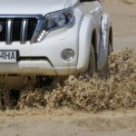 Właściciele terenowych samochodów koncernu Toyota spotkali się w Dębskiej Woli / Robert Felczak / Radio Kielce