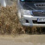 Właściciele terenowych samochodów koncernu Toyota spotkali się w Dębskiej Woli / Robert Felczak / Radio Kielce