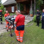 Ćwiczenia strażaków w Muzeum Wsi Kieleckiej w Tokarni. / Piotr Michalski / Radio Kielce