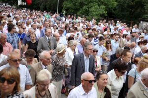 Procesja Bożego Ciała w centrum Kielc / Stanisław Blinstrub / Radio Kielce