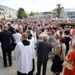 Procesja Bożego Ciała w centrum Kielc / Stanisław Blinstrub / Radio Kielce