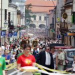 Procesja Bożego Ciała w centrum Kielc / Stanisław Blinstrub / Radio Kielce