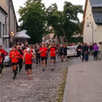 Blisko 200 osób biegiem ulicami Kielc uczciło pamięć Szymona Garyckiego, zmarłego tragicznie w minioną niedzielę trenera Kieleckiego Klubu Lekkoatletycznego. / Radio Kielce