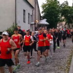 Blisko 200 osób biegiem ulicami Kielc uczciło pamięć Szymona Garyckiego, zmarłego tragicznie w minioną niedzielę trenera Kieleckiego Klubu Lekkoatletycznego. / Radio Kielce