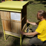 W Kielcach stanęły cztery hotele dla pszczół / Krzysztof Żołądek / Radio Kielce