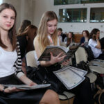 Rozdanie świadectw maturalnych w VI LO imienia Juliusza Słowackiego w Kielcach / Kamil Król / Radio Kielce