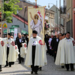 20 osób z całego kraju zostało przyjętych w Kielcach do Zakonu Rycerskiego Świętego Grobu Bożego w Jerozolimie / Kamil Król / Radio Kielce