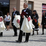 20 osób z całego kraju zostało przyjętych w Kielcach do Zakonu Rycerskiego Świętego Grobu Bożego w Jerozolimie / Kamil Król / Radio Kielce