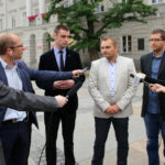 Konferencja nowej Prawicy nas kieleckim Rynku / Kamil Król / Radio Kielce