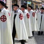 20 osób z całego kraju zostało przyjętych w Kielcach do Zakonu Rycerskiego Świętego Grobu Bożego w Jerozolimie / Kamil Król / Radio Kielce